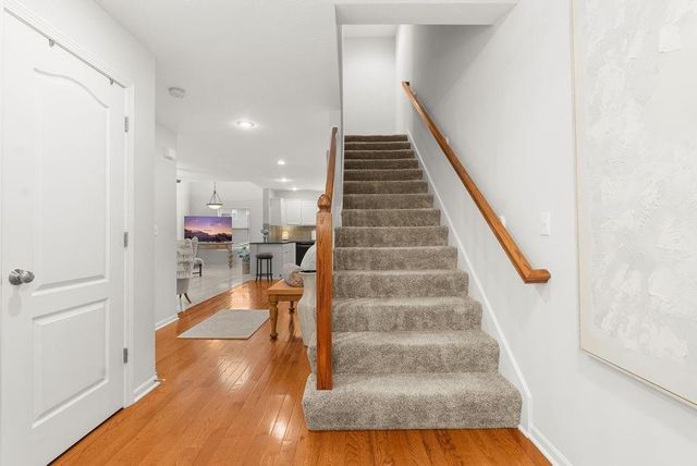 1207 SW Arborway Drive, Lee's Summit, MO 64082