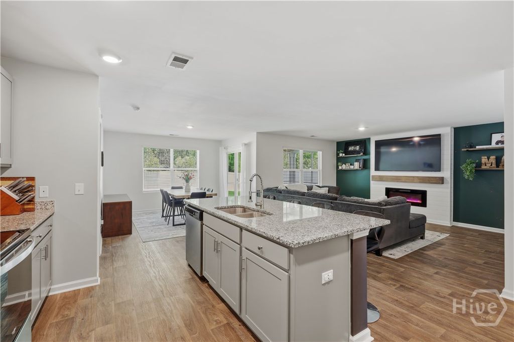 Image 9 of property listing at 104 Cotton Bluff Court, Guyton, GA 31312
