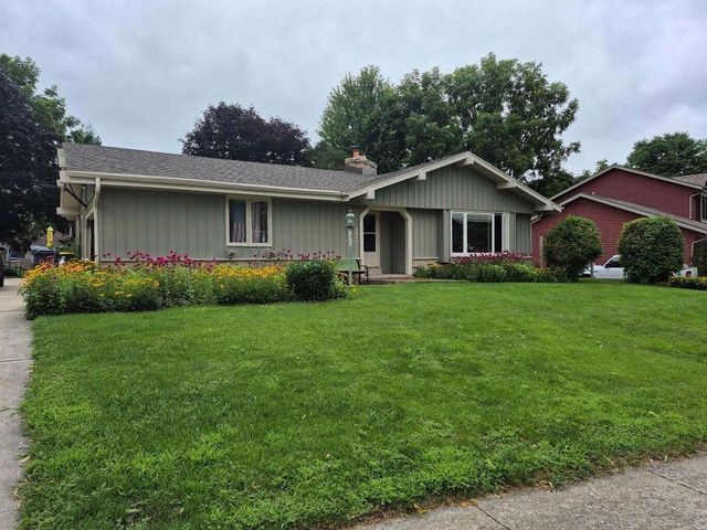 3041 Minot LANE, Waukesha, WI 53188