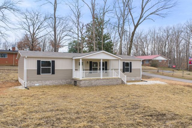 440 Northwood St, Parsons, TN 38363