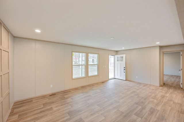 440 Northwood St, Parsons, TN 38363