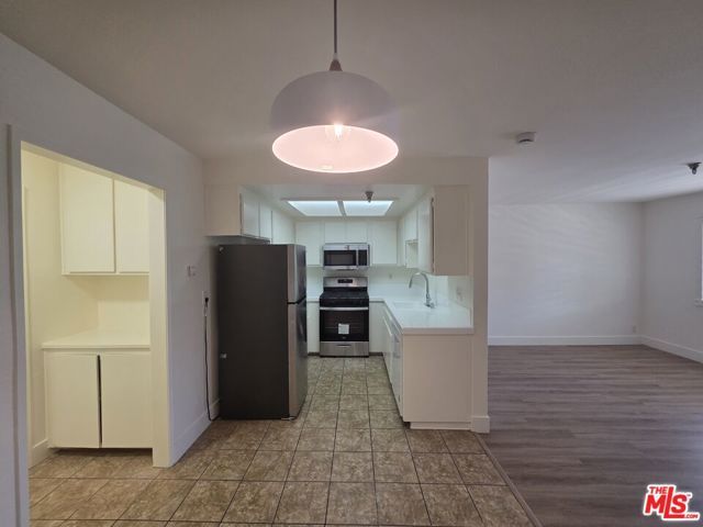 3204 W 139th Street 2, Hawthorne, CA 90250