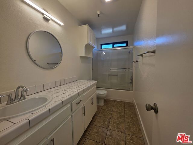 3204 W 139th Street 2, Hawthorne, CA 90250