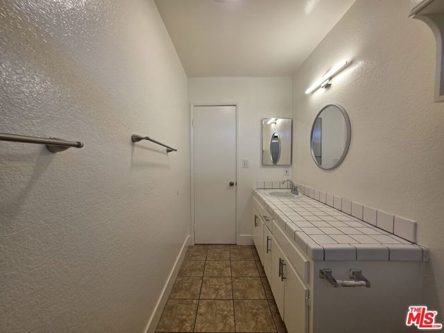 3204 W 139th Street 2, Hawthorne, CA 90250