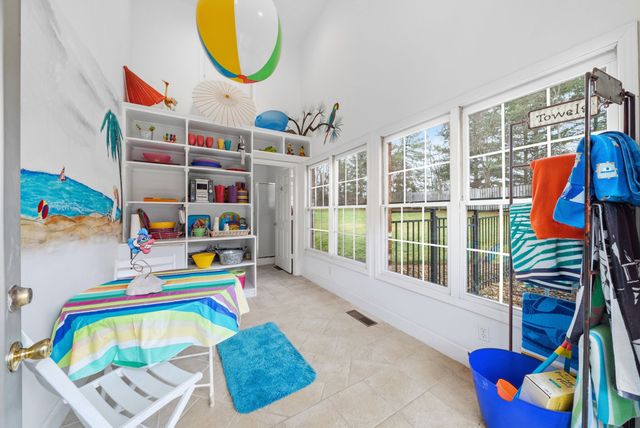 1312 Shallow Lake Cir, Hopkinsville, KY 42240