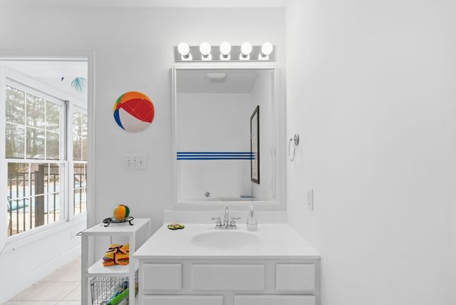 1312 Shallow Lake Cir, Hopkinsville, KY 42240