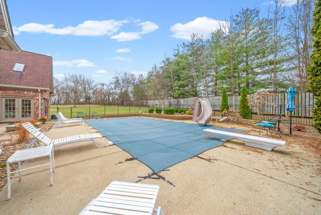 1312 Shallow Lake Cir, Hopkinsville, KY 42240