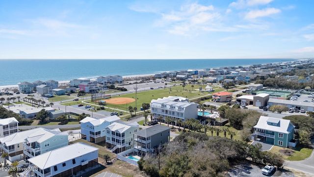 762 Pelican Cove Way SE 299, Southport, NC 28461