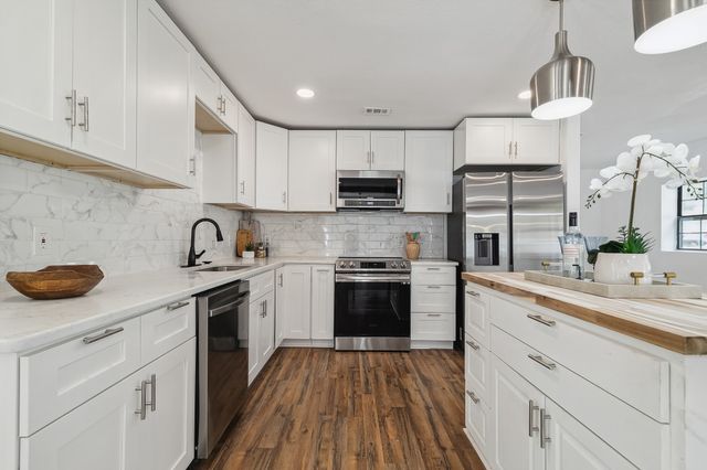 2038 Avon Drive, Denison, TX 75020