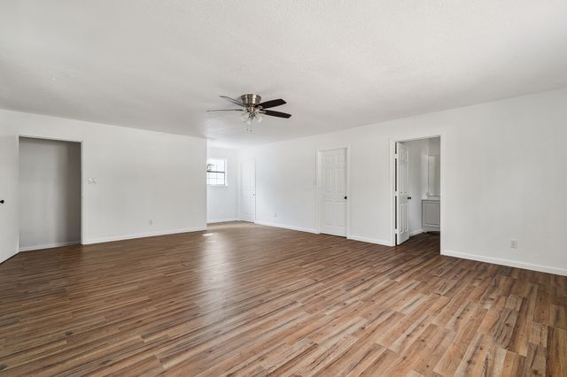 2038 Avon Drive, Denison, TX 75020