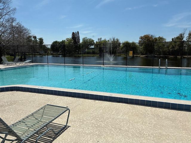 165 WINDTREE LANE U, Winter Garden, FL 34787