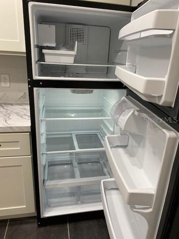 165 WINDTREE LANE U, Winter Garden, FL 34787