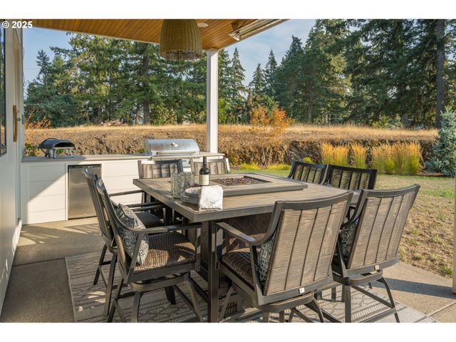 27120 Sw BLUE MEADOW Ln, Sherwood, OR 97140