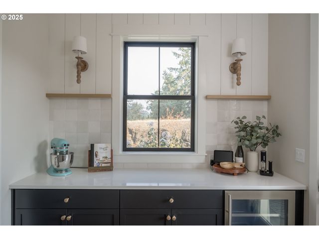 27120 Sw BLUE MEADOW Ln, Sherwood, OR 97140