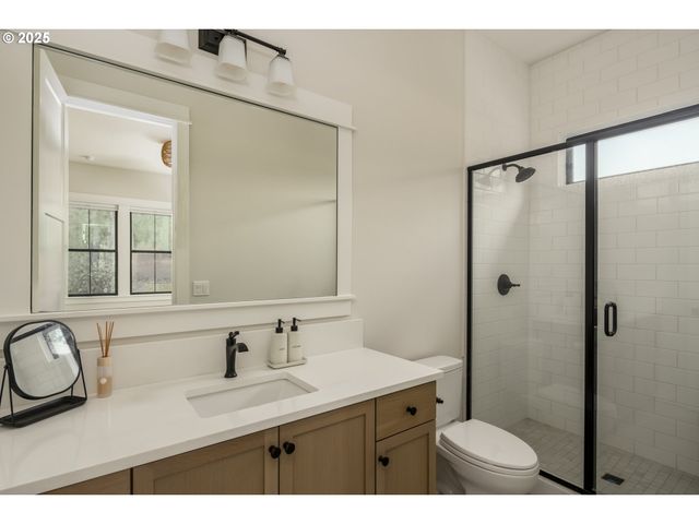 27120 Sw BLUE MEADOW Ln, Sherwood, OR 97140