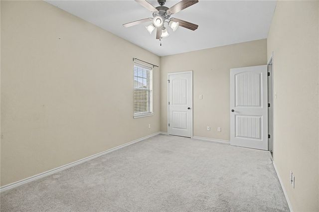 3321 Lieutenant Avenue, College Station, TX 77845