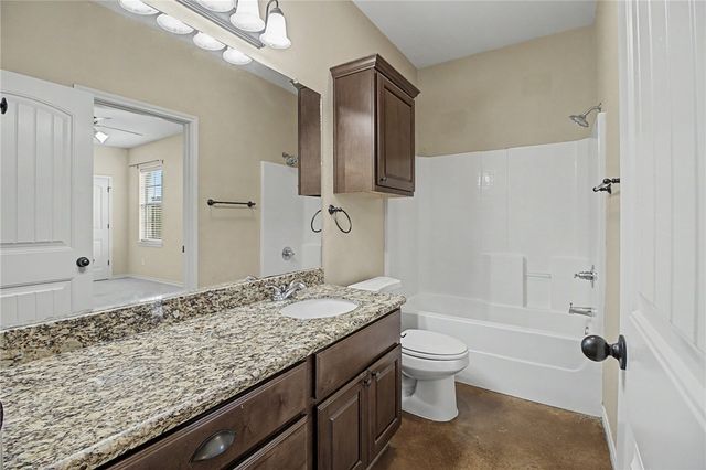 3321 Lieutenant Avenue, College Station, TX 77845