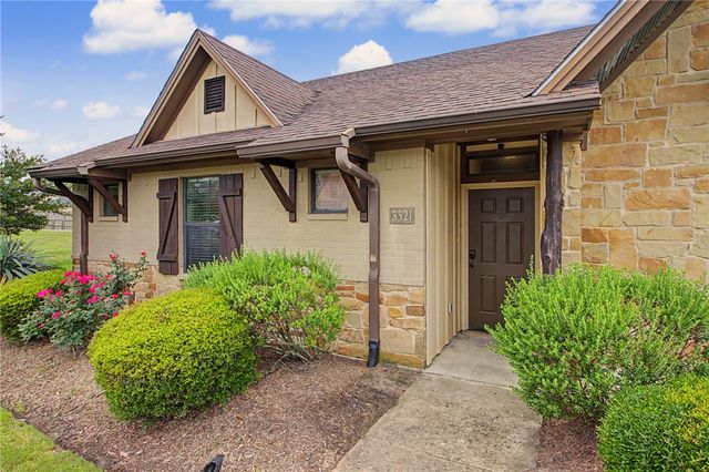 3321 Lieutenant Avenue, College Station, TX 77845
