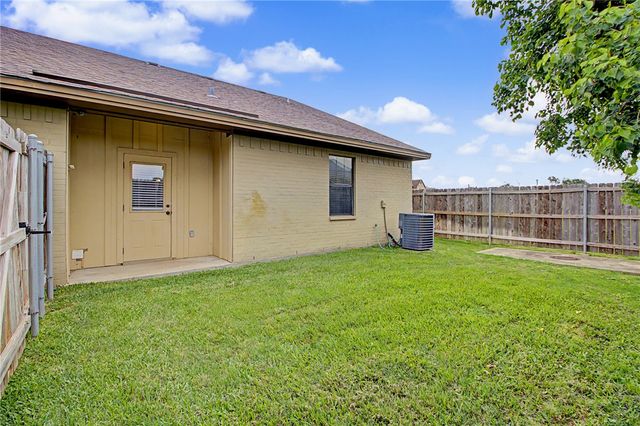 3321 Lieutenant Avenue, College Station, TX 77845