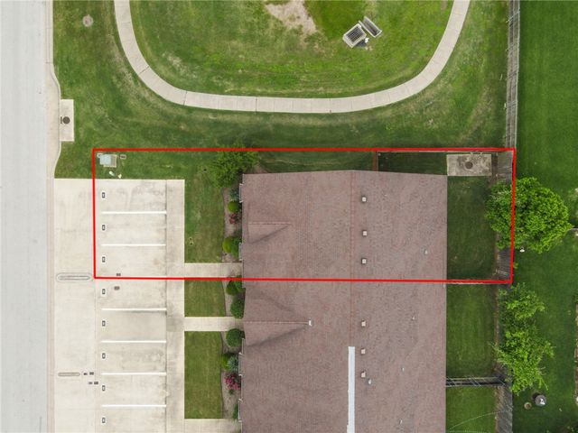 3321 Lieutenant Avenue, College Station, TX 77845