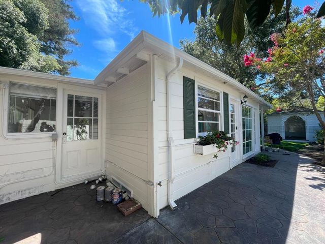 Palmer Lane, Menlo Park, CA 94025