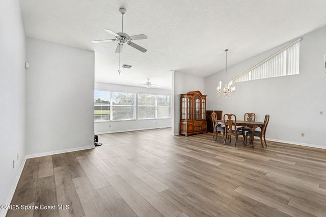 813 Oakwood Drive, Melbourne, FL 32940