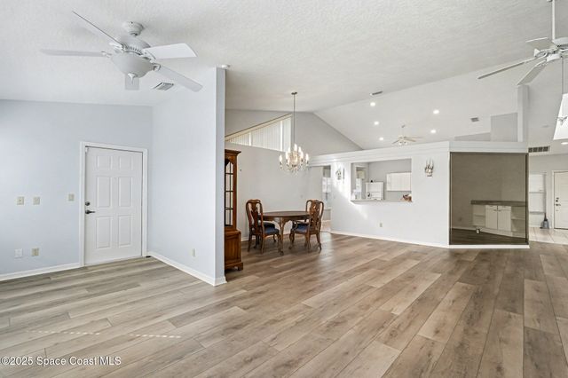 813 Oakwood Drive, Melbourne, FL 32940