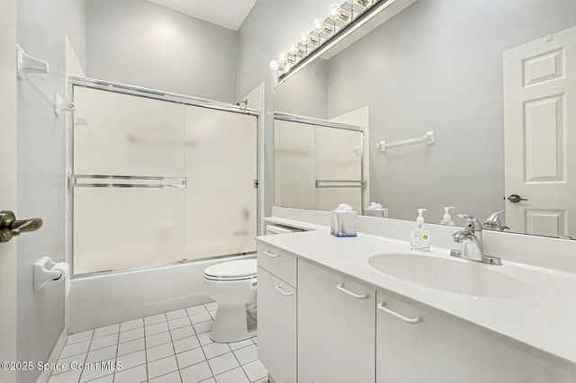 813 Oakwood Drive, Melbourne, FL 32940