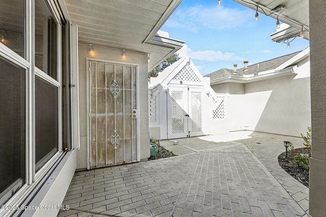 813 Oakwood Drive, Melbourne, FL 32940