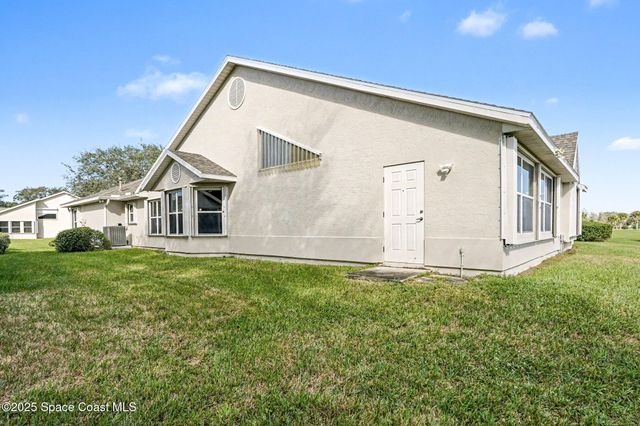 813 Oakwood Drive, Melbourne, FL 32940