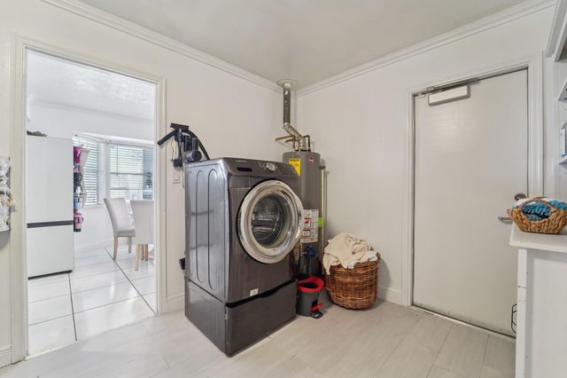 2004 S Palm Court, Pasadena, TX 77502