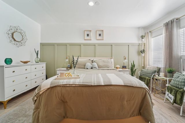 2004 S Palm Court, Pasadena, TX 77502