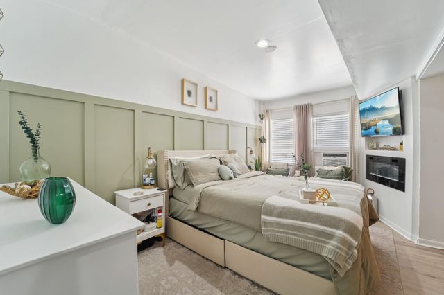 2004 S Palm Court, Pasadena, TX 77502