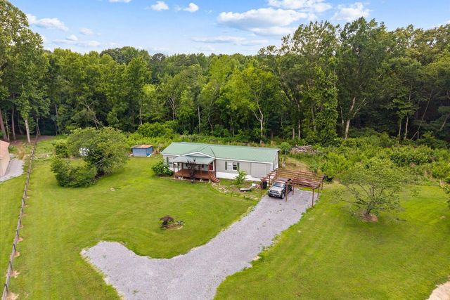 1637 Flat Branch Road, Tunnel Hill, GA 30755