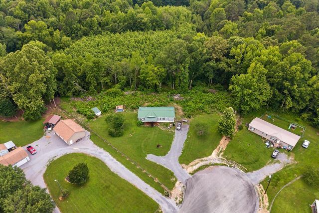 1637 Flat Branch Road, Tunnel Hill, GA 30755