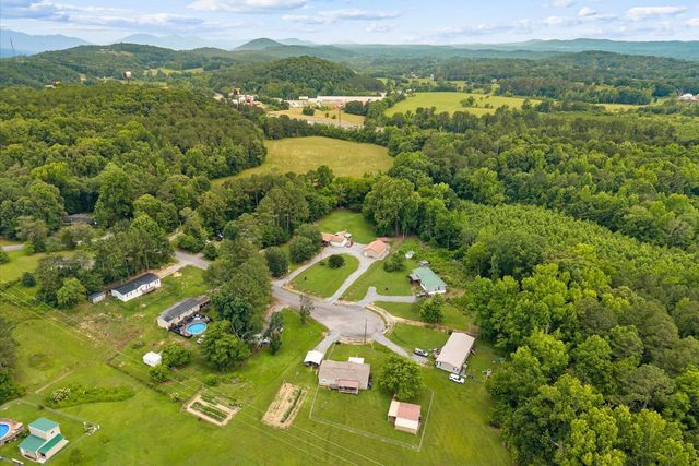 1637 Flat Branch Road, Tunnel Hill, GA 30755