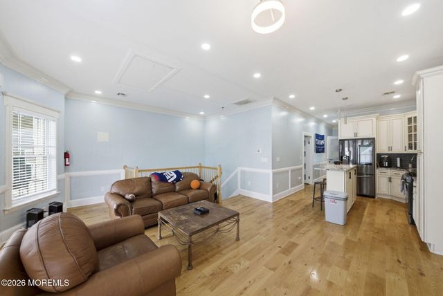 245 Jewett Avenue, Jersey City, NJ 07304