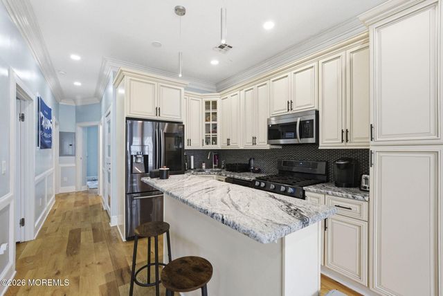 245 Jewett Avenue, Jersey City, NJ 07304