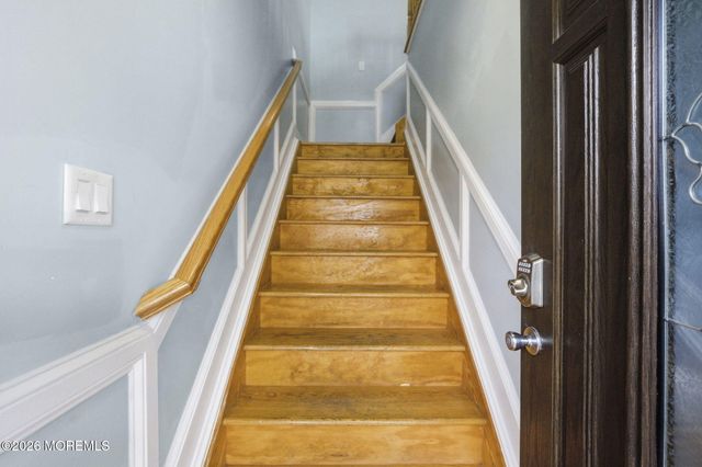 245 Jewett Avenue, Jersey City, NJ 07304