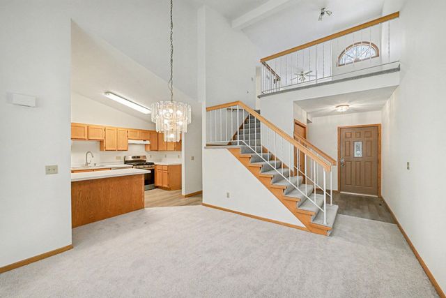 4234 Boulder Ridge Point, Eagan, MN 55122