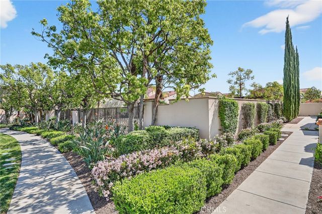 20140 Pienza, Porter Ranch, CA 91326