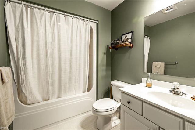 772 Woodstock RD, Virginia Beach, VA 23464