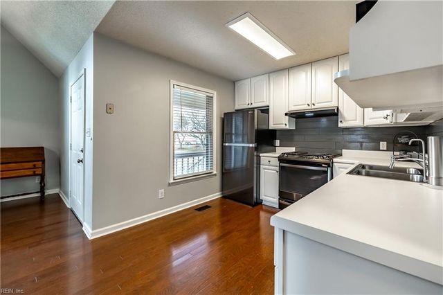 772 Woodstock RD, Virginia Beach, VA 23464