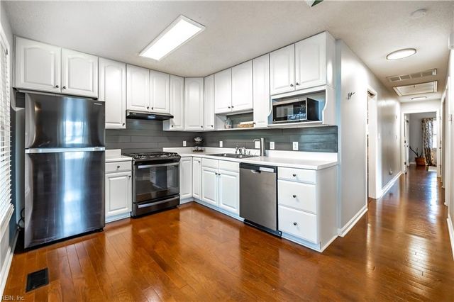 772 Woodstock RD, Virginia Beach, VA 23464