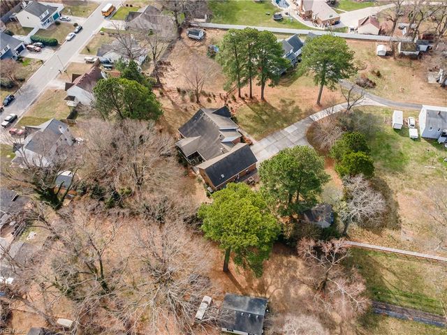 772 Woodstock RD, Virginia Beach, VA 23464