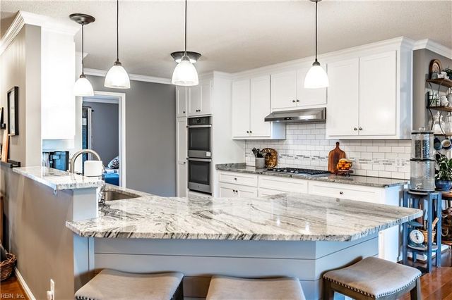 772 Woodstock RD, Virginia Beach, VA 23464