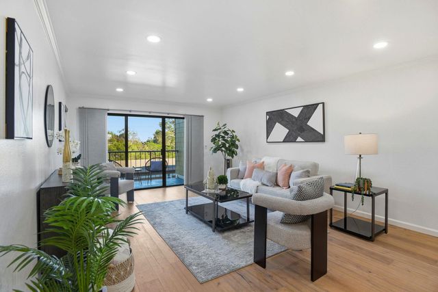 1685 Bayridge Way 208, San Mateo, CA 94402