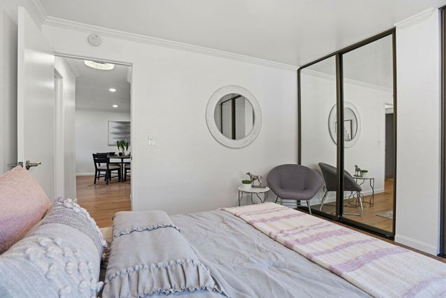 1685 Bayridge Way 208, San Mateo, CA 94402