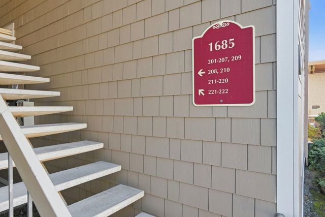 1685 Bayridge Way 208, San Mateo, CA 94402