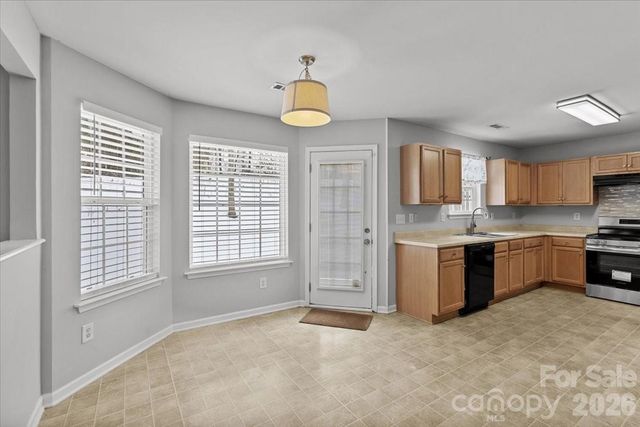 5026 Wicklow Drive, Gastonia, NC 28054